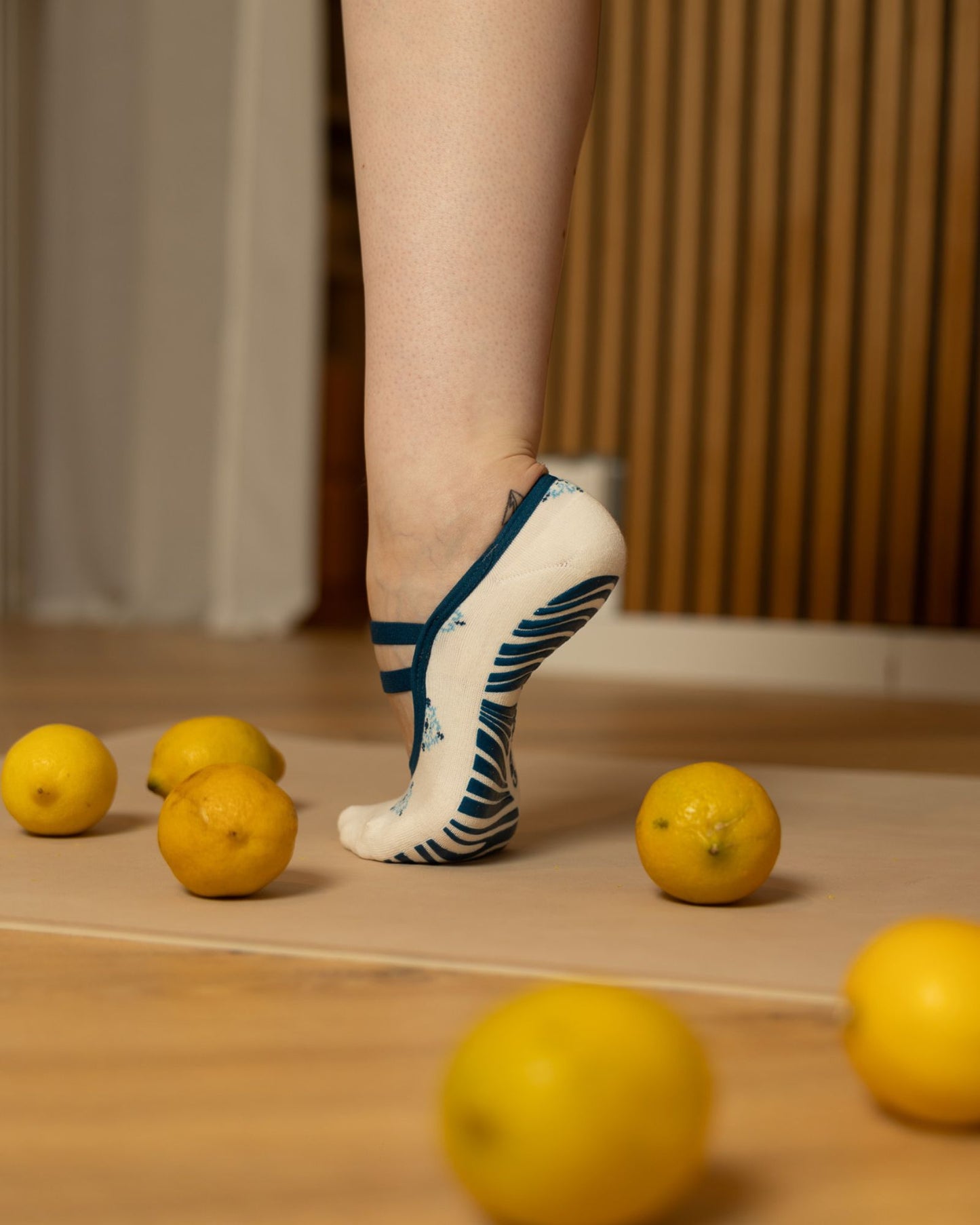 Santorini Tiles - Ballerina Pilates Grip Socks