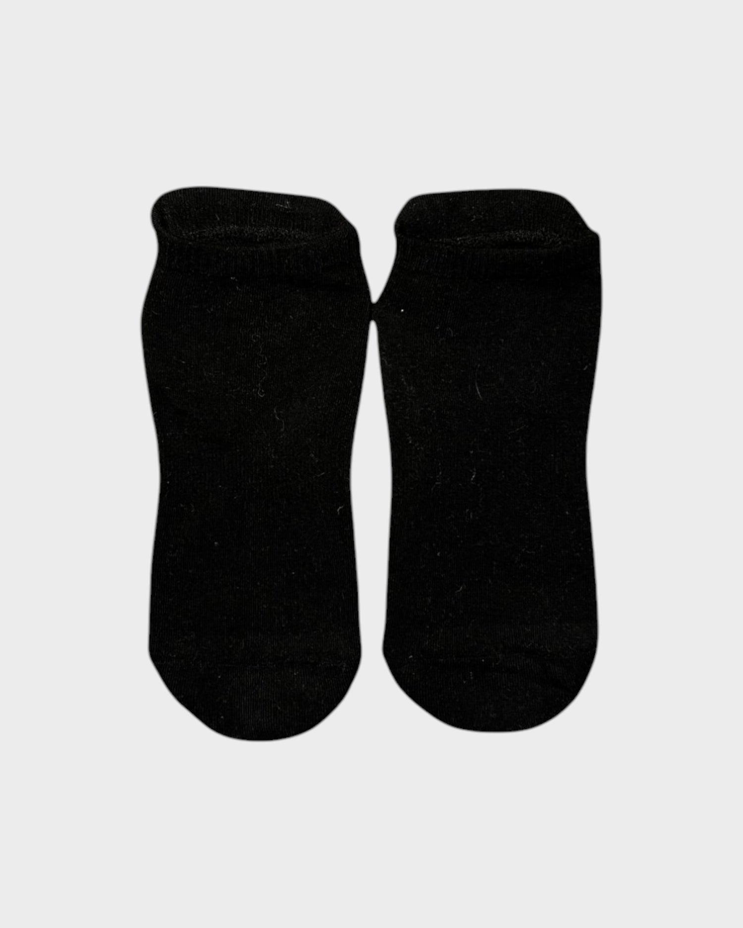 Pilates Socken – Klassisch Schwarz Sneaker - Griplies